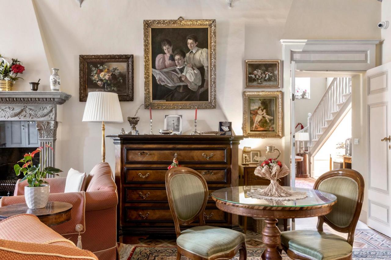 Residenza D'Epoca Palazzo Borghesi Acomodação com café da manhã Siena Exterior foto